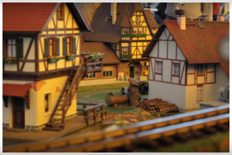 Bahnhof und Brunnen Bahnhof und Brunnen